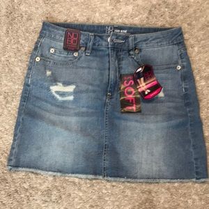 NWT no boundaries jean skirt